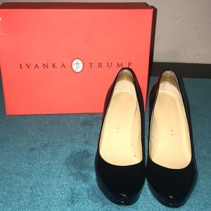 Ivanka Trump Sophia Patent Leather Pump Black 7.5M